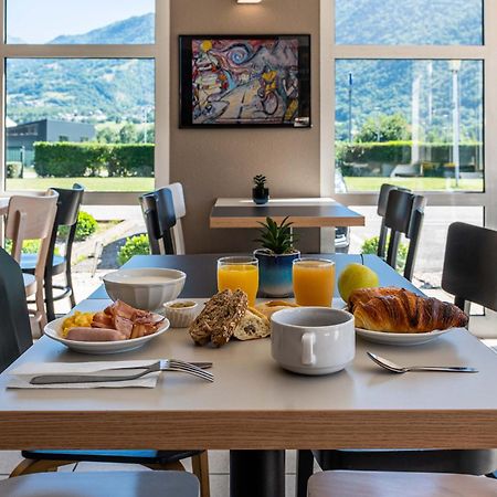 B&B Hotel Saint Jean De Maurienne Sainte-Marie-de-Cuines ภายนอก รูปภาพ
