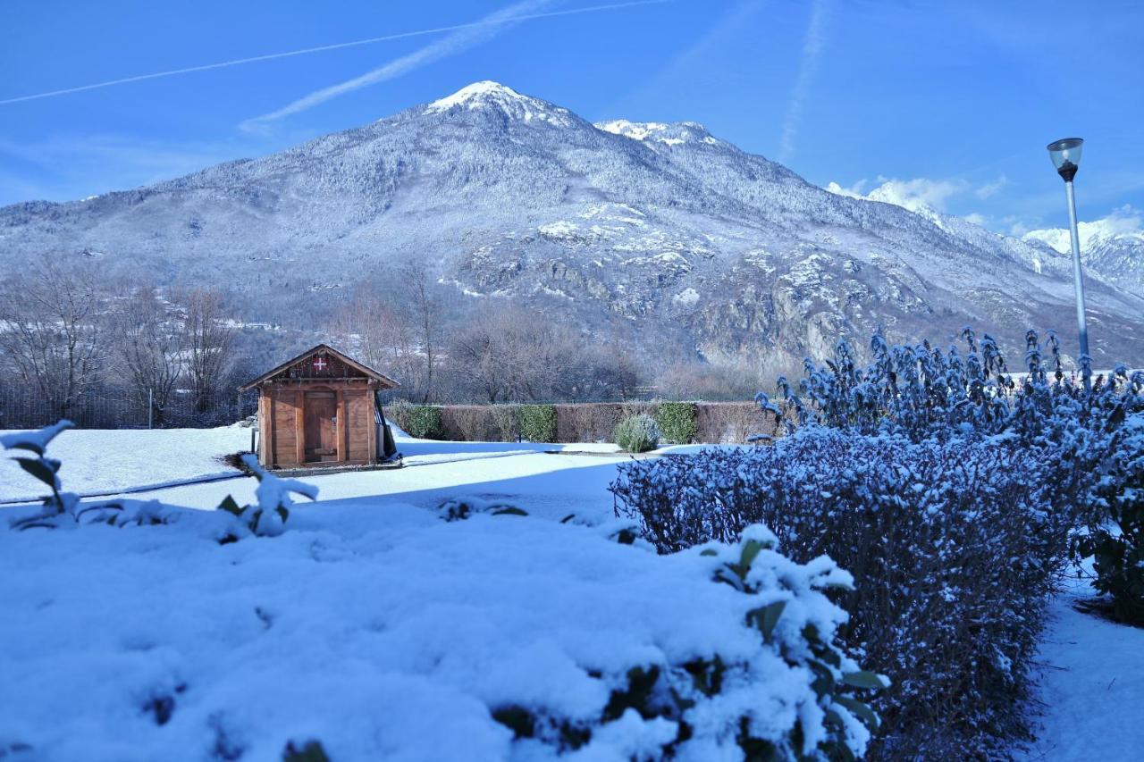 B&B Hotel Saint Jean De Maurienne Sainte-Marie-de-Cuines ภายนอก รูปภาพ