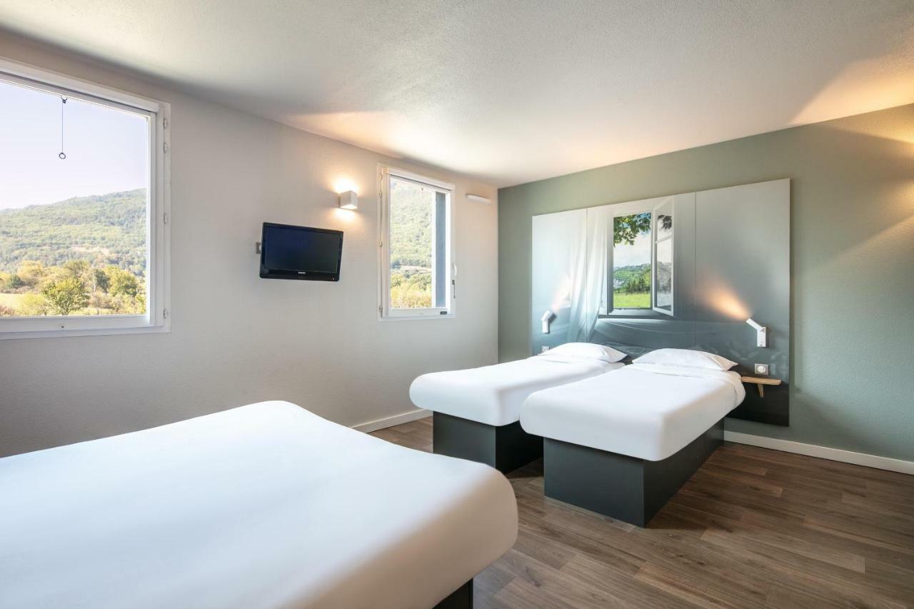 B&B Hotel Saint Jean De Maurienne Sainte-Marie-de-Cuines ภายนอก รูปภาพ